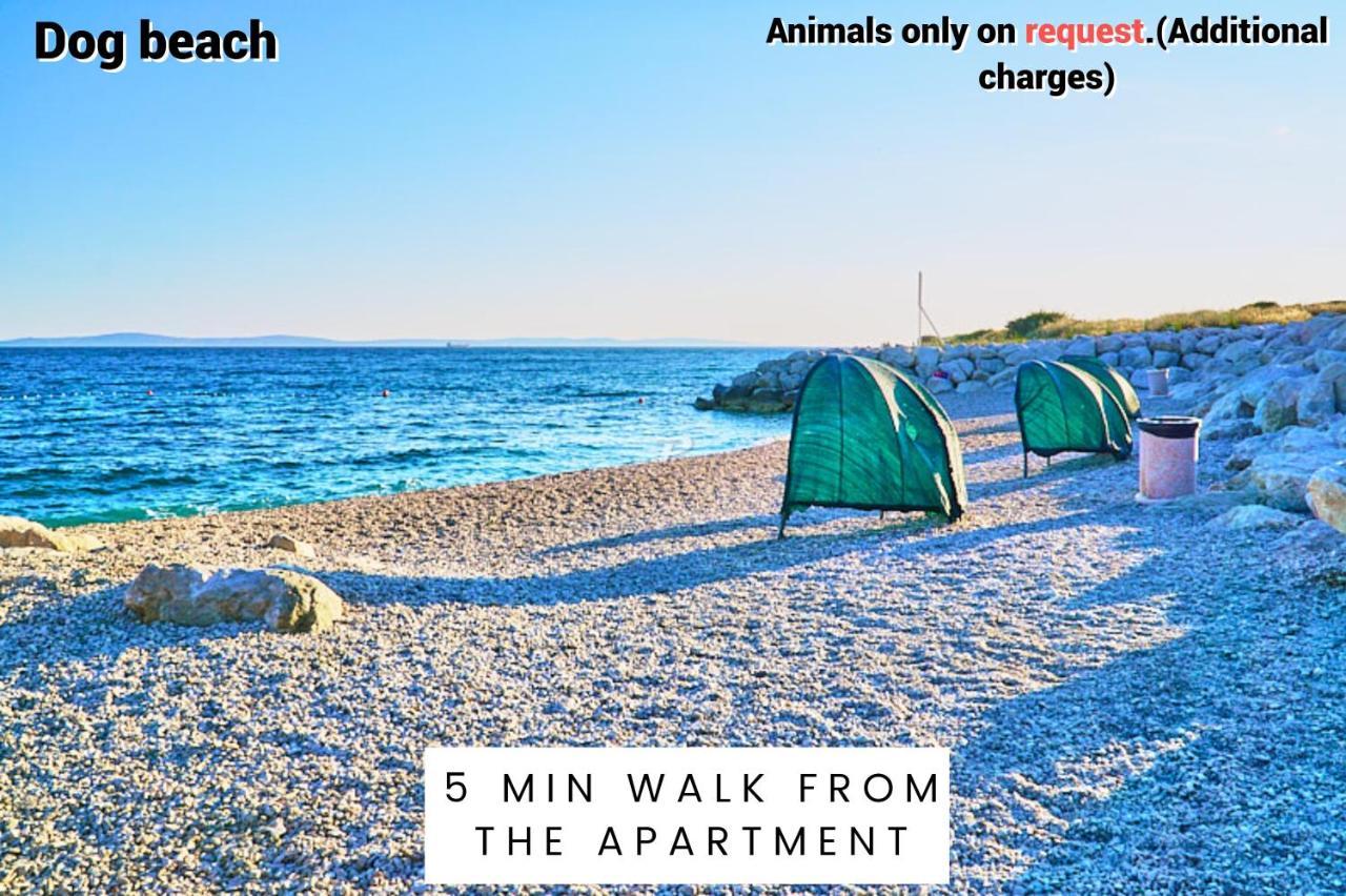 Modern Oasis Apartment Split Private Parking 外观 照片
